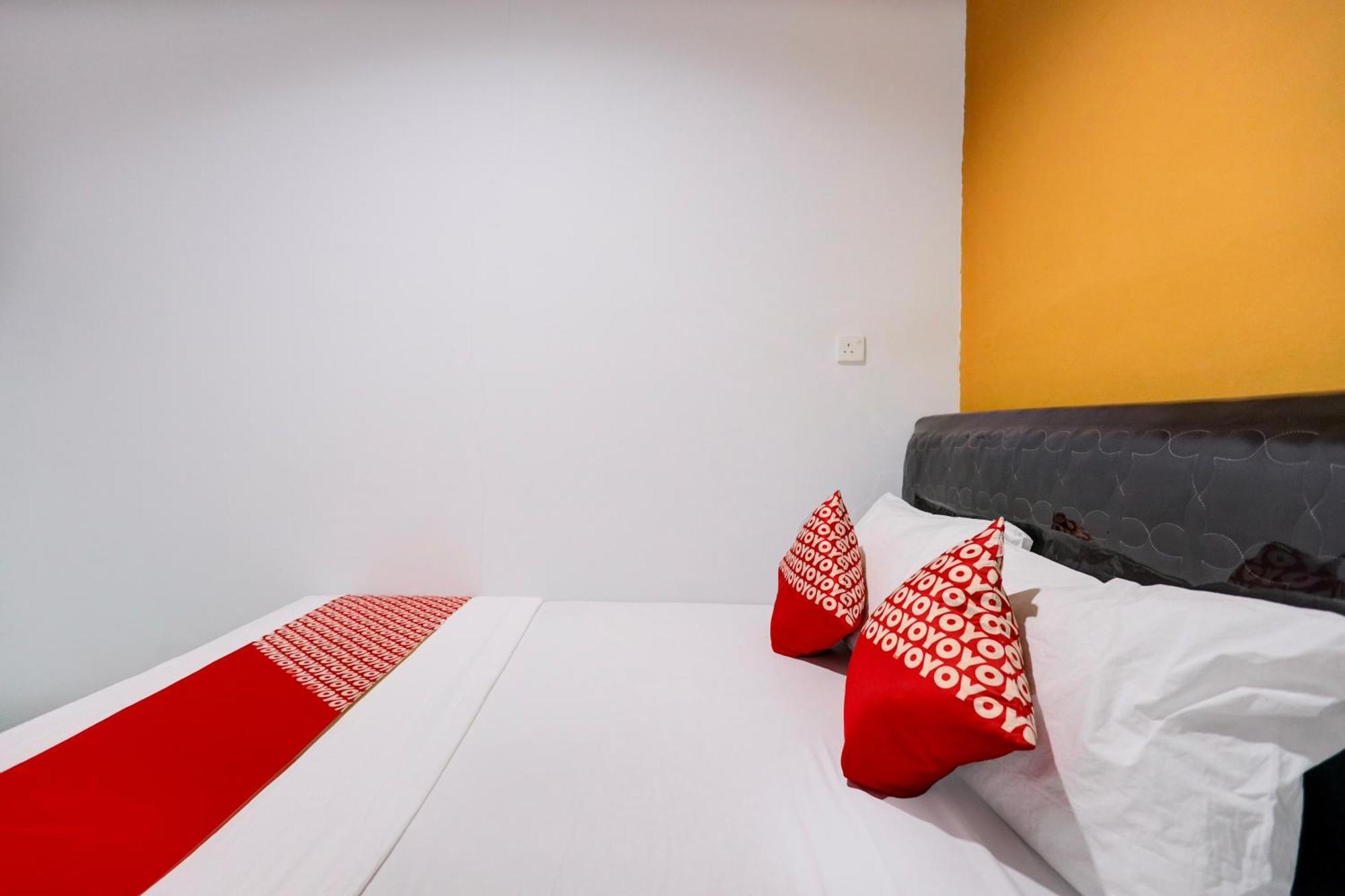 Super Oyo Capital O 93076 Batam Backpacker Guesthouse 2 Pembunuh 外观 照片
